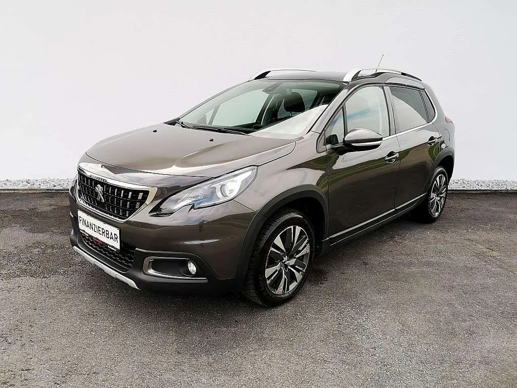 Photo 1 : Peugeot 2008 2019 Petrol