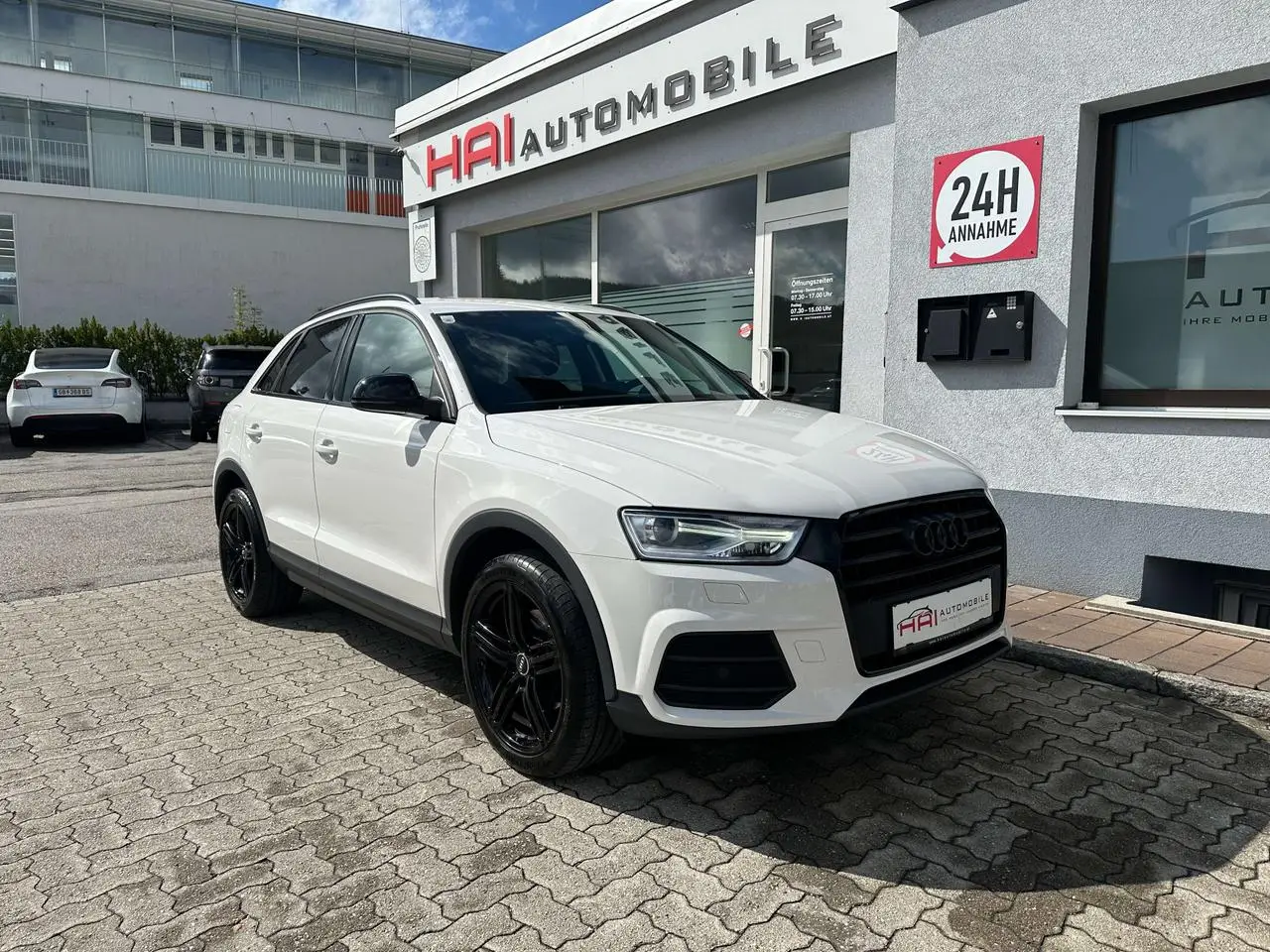 Photo 1 : Audi Q3 2017 Petrol