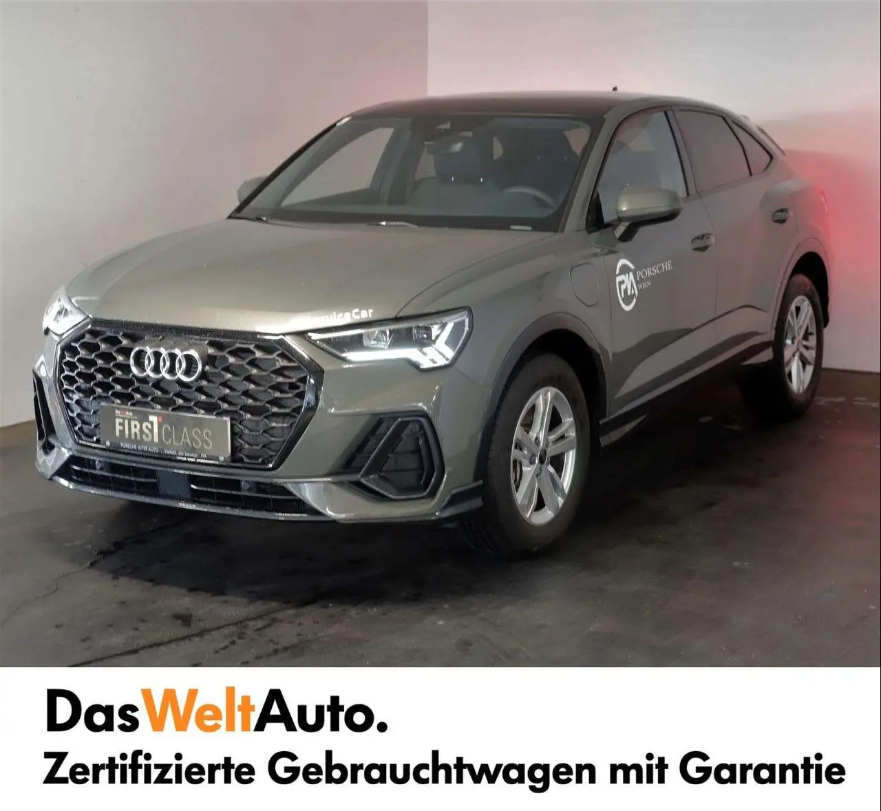 Photo 1 : Audi Q3 2024 Hybrid