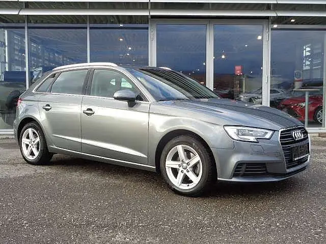 Photo 1 : Audi A3 2018 Diesel