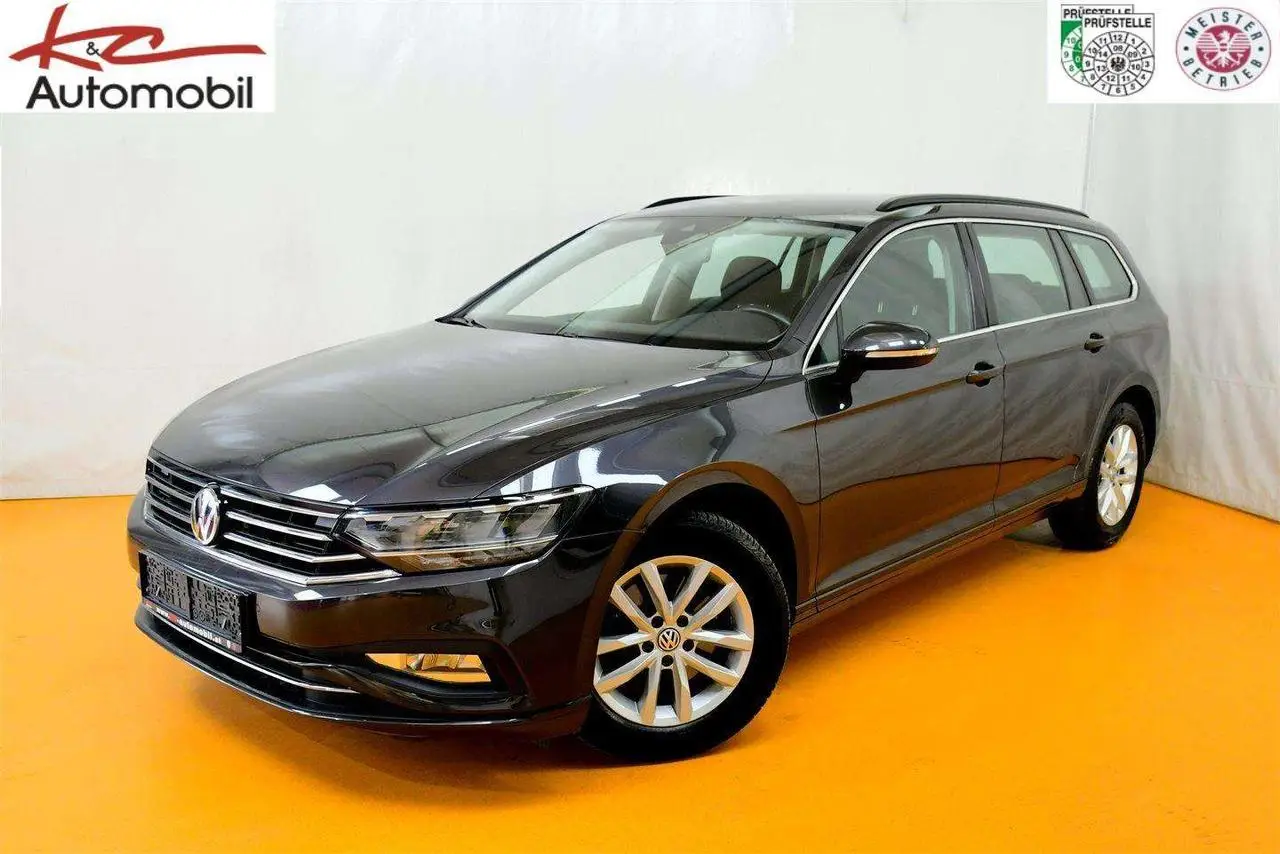 Photo 1 : Volkswagen Passat 2020 Diesel