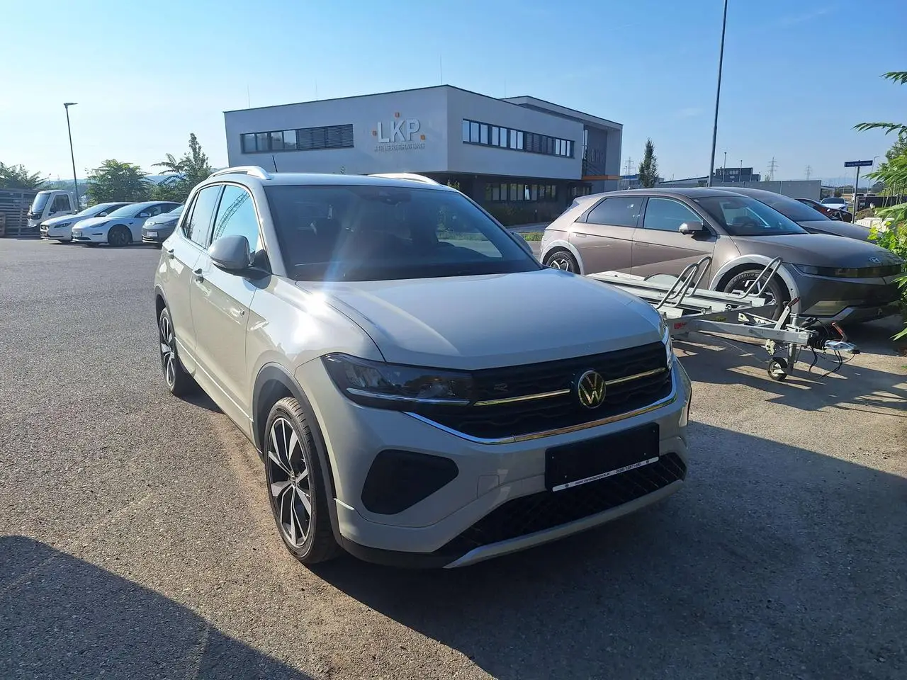 Photo 1 : Volkswagen T-cross 2024 Essence