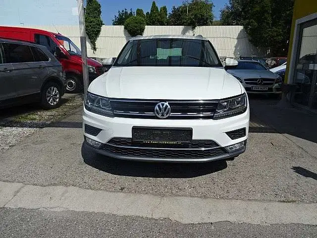 Photo 1 : Volkswagen Tiguan 2017 Essence