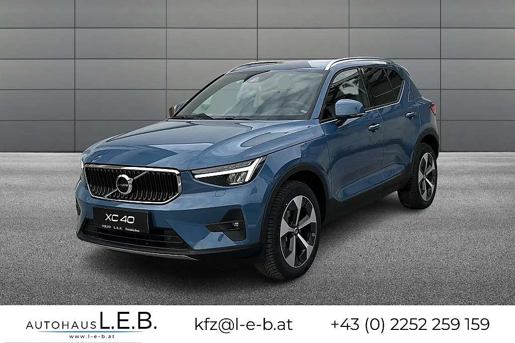 Photo 1 : Volvo Xc40 2024 Petrol