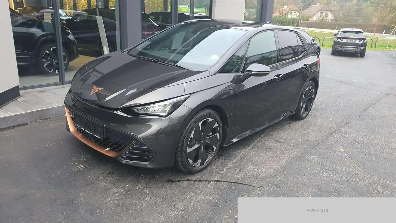 Photo 1 : Cupra Born 2023 Électrique