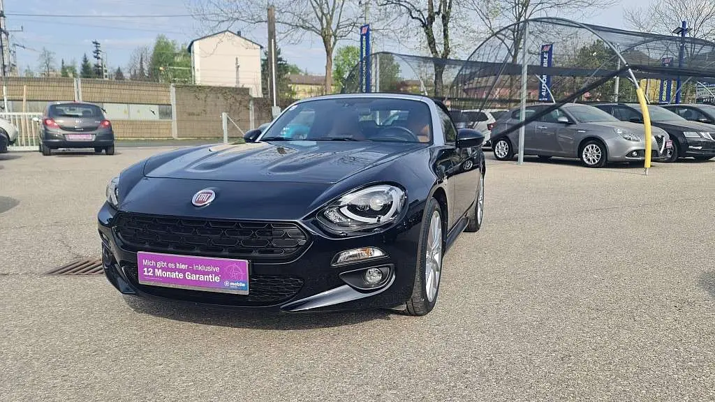 Photo 1 : Fiat 124 Spider 2018 Essence