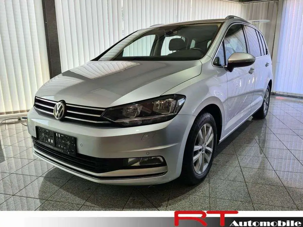 Photo 1 : Volkswagen Touran 2017 Diesel