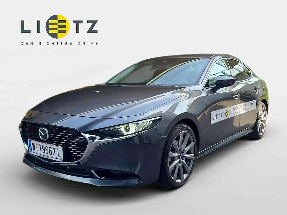 Photo 1 : Mazda 3 2022 Essence