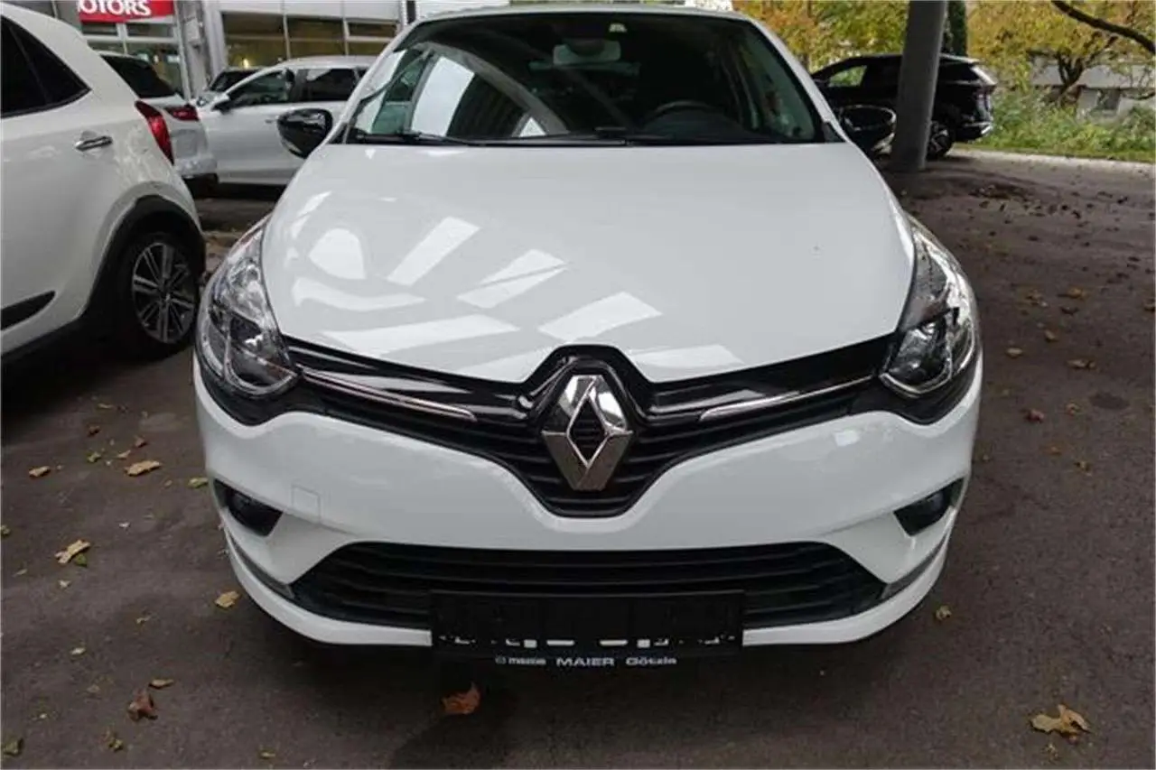 Photo 1 : Renault Clio 2017 Petrol