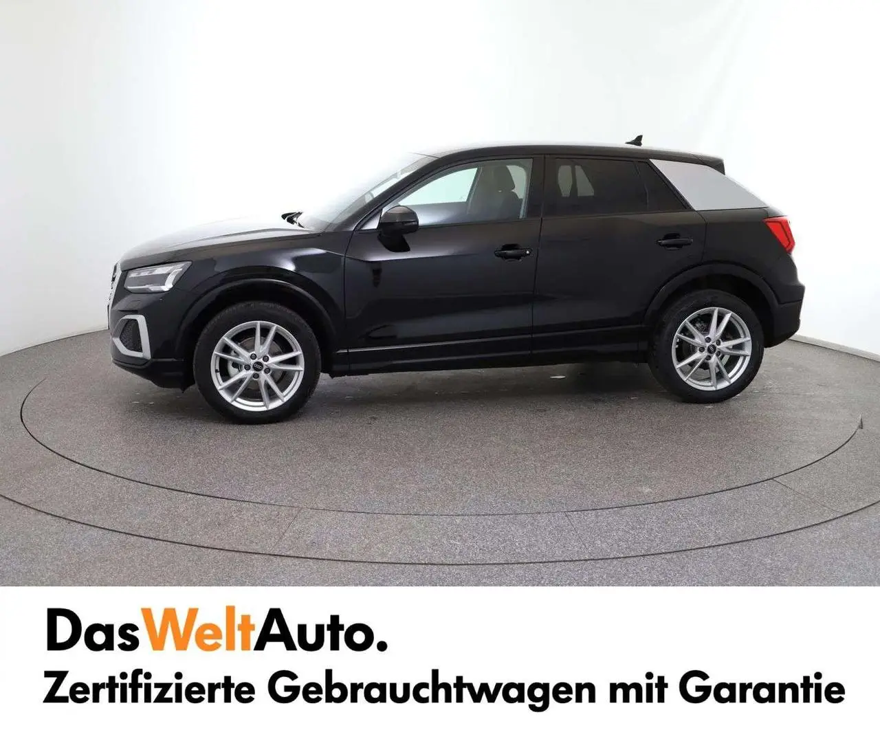 Photo 1 : Audi Q2 2024 Essence