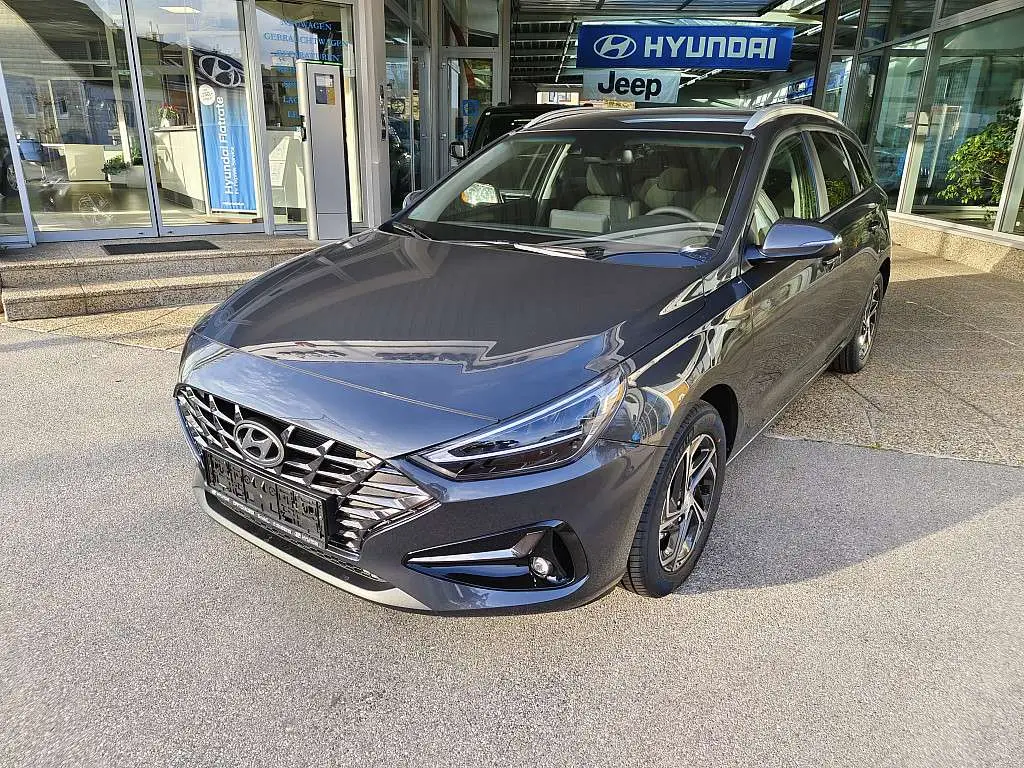 Photo 1 : Hyundai I30 2023 Petrol