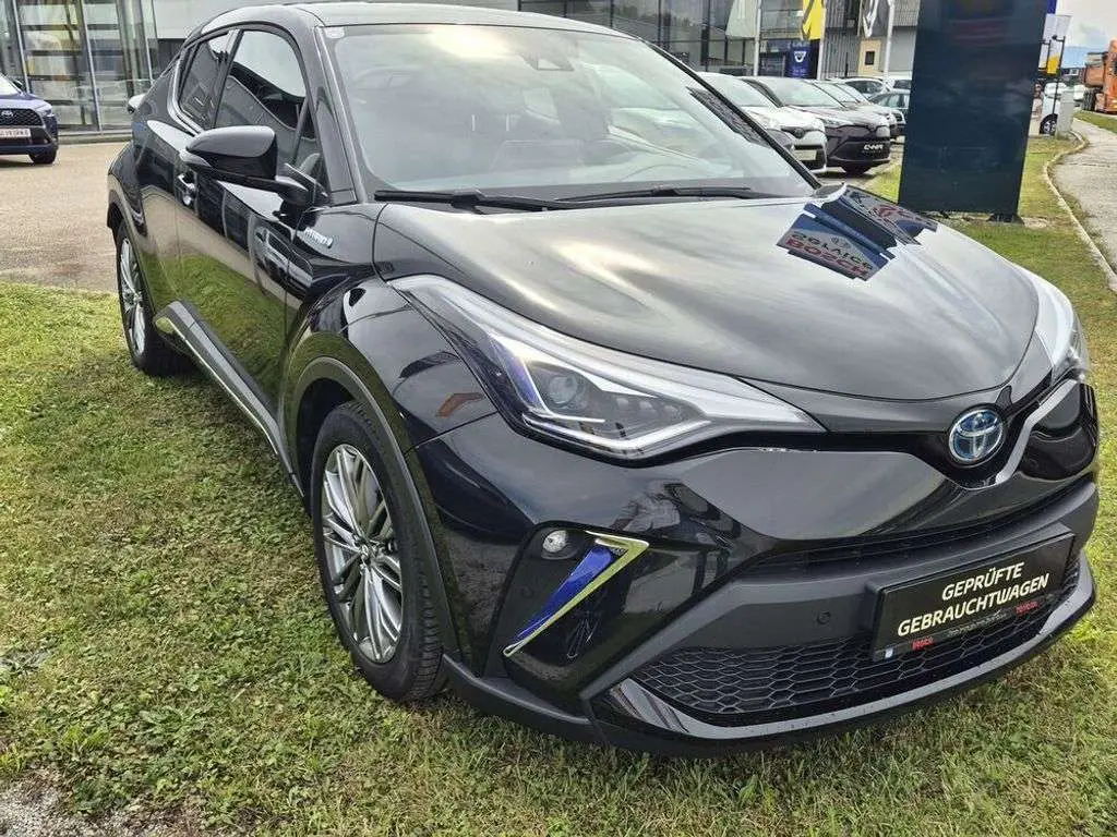 Photo 1 : Toyota C-hr 2021 Petrol