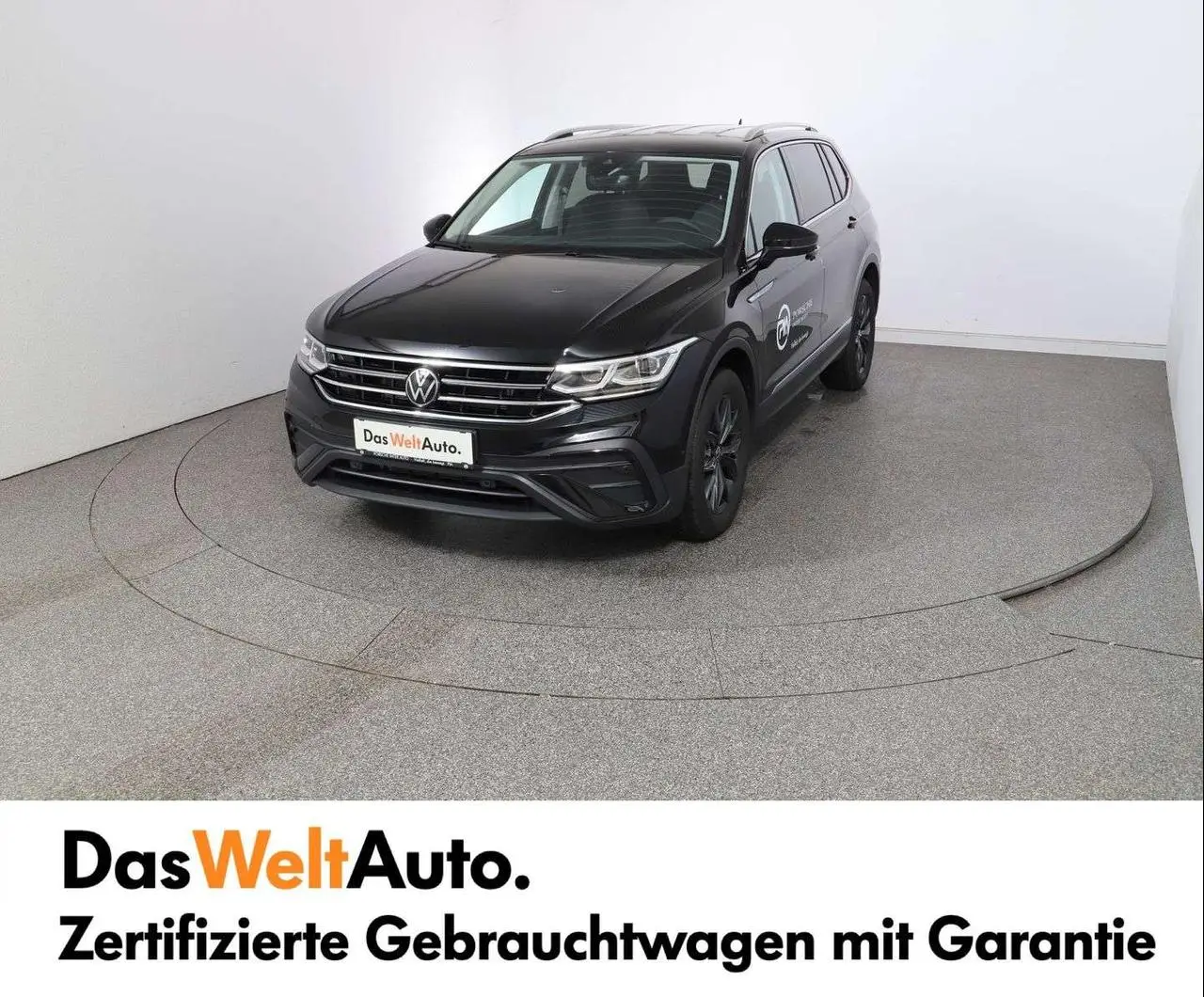 Photo 1 : Volkswagen Tiguan 2024 Petrol