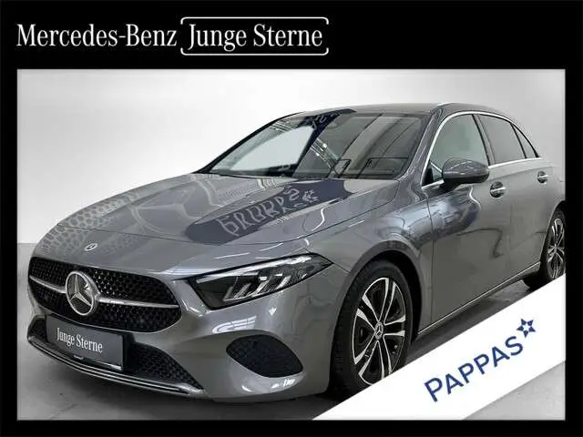 Photo 1 : Mercedes-benz Classe A 2023 Essence