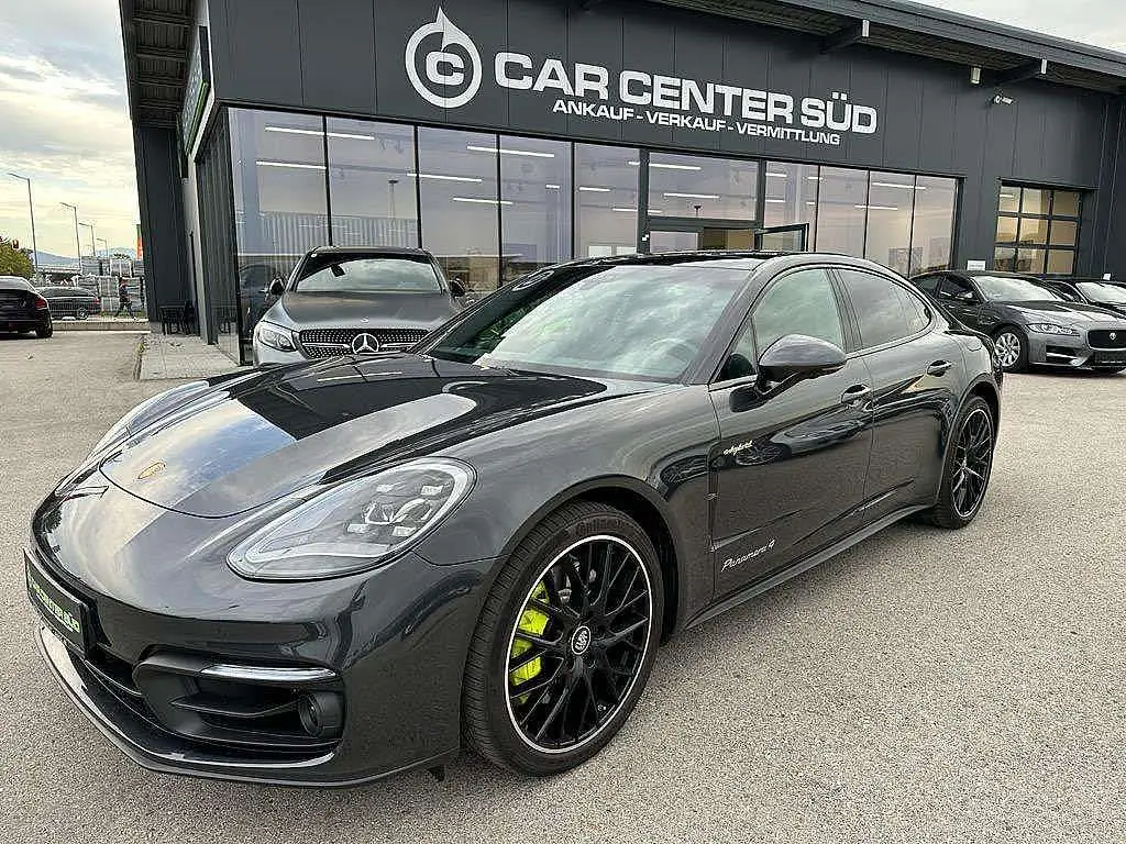 Photo 1 : Porsche Panamera 2021 Petrol