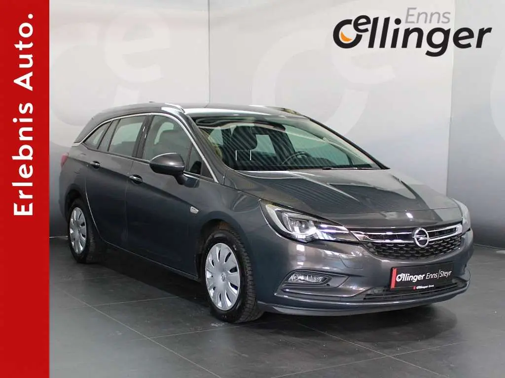 Photo 1 : Opel Astra 2016 Diesel