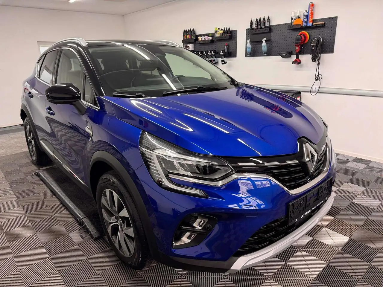 Photo 1 : Renault Captur 2021 Essence