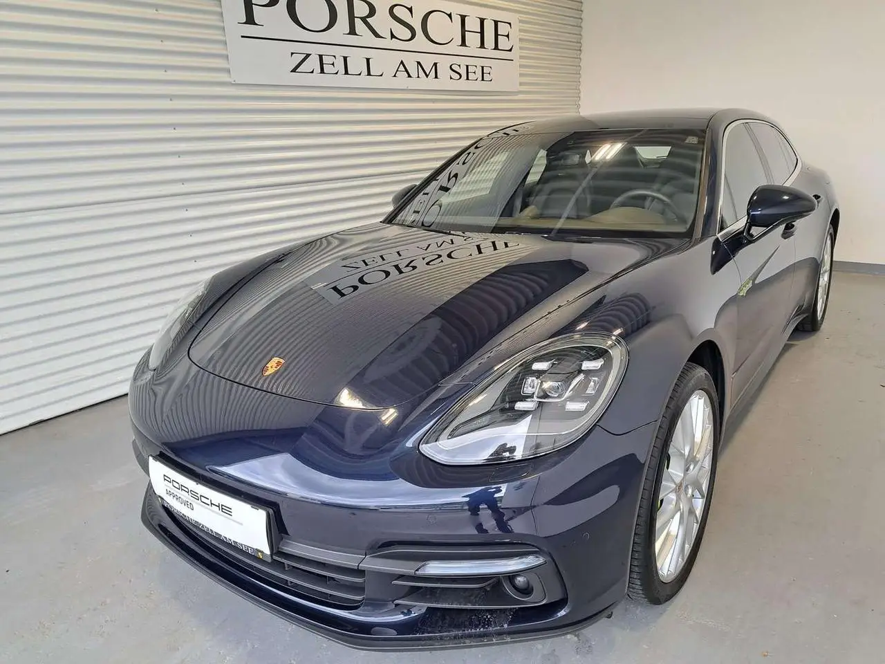 Photo 1 : Porsche Panamera 2019 Essence