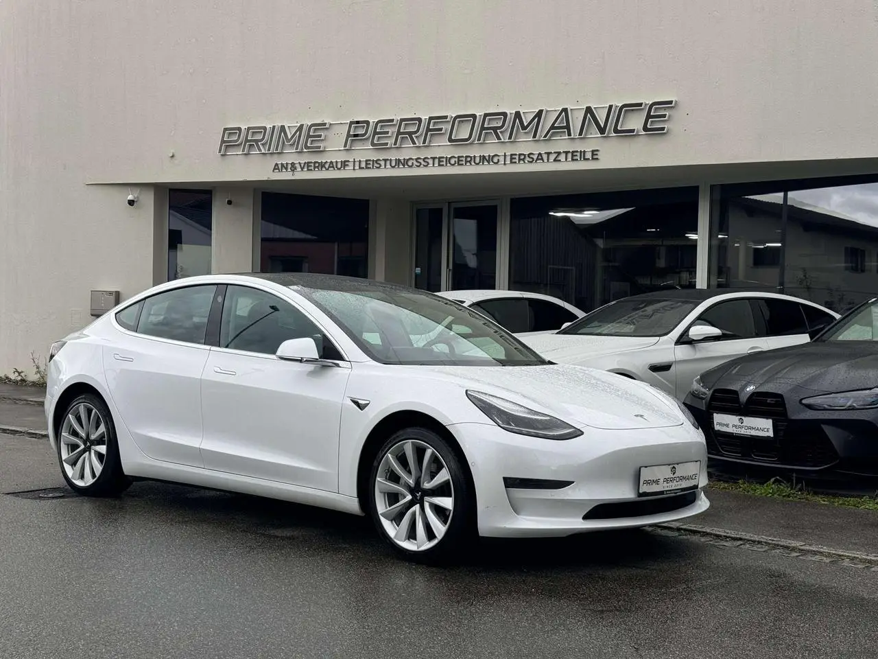 Photo 1 : Tesla Model 3 2019 Electric