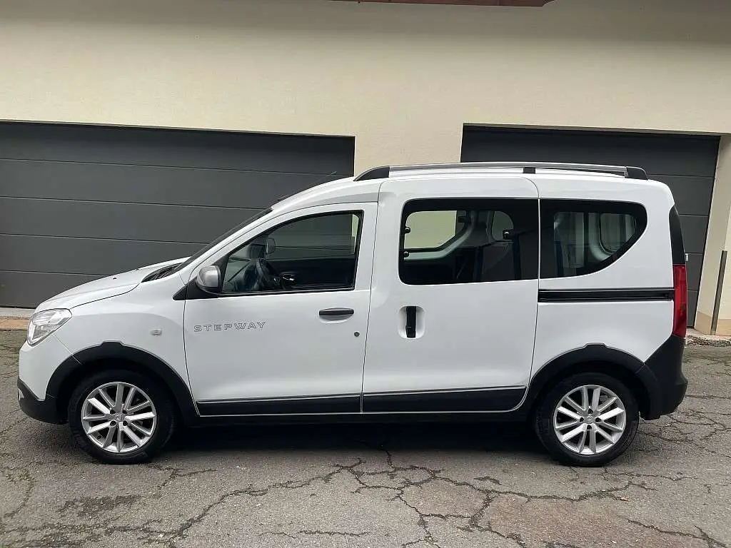 Photo 1 : Dacia Dokker 2019 Petrol