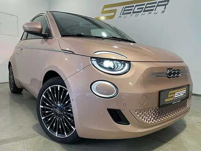 Photo 1 : Fiat 500 2022 Electric