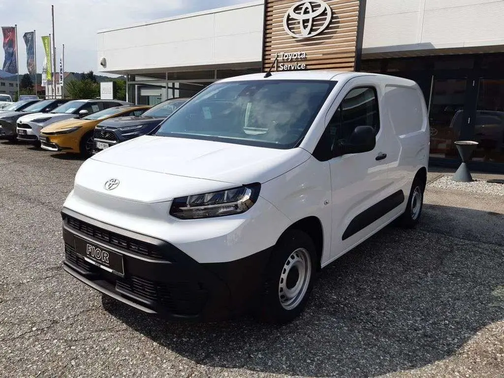 Photo 1 : Toyota Proace 2024 Diesel