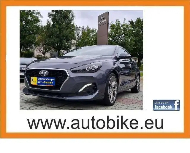 Photo 1 : Hyundai I30 2018 Petrol