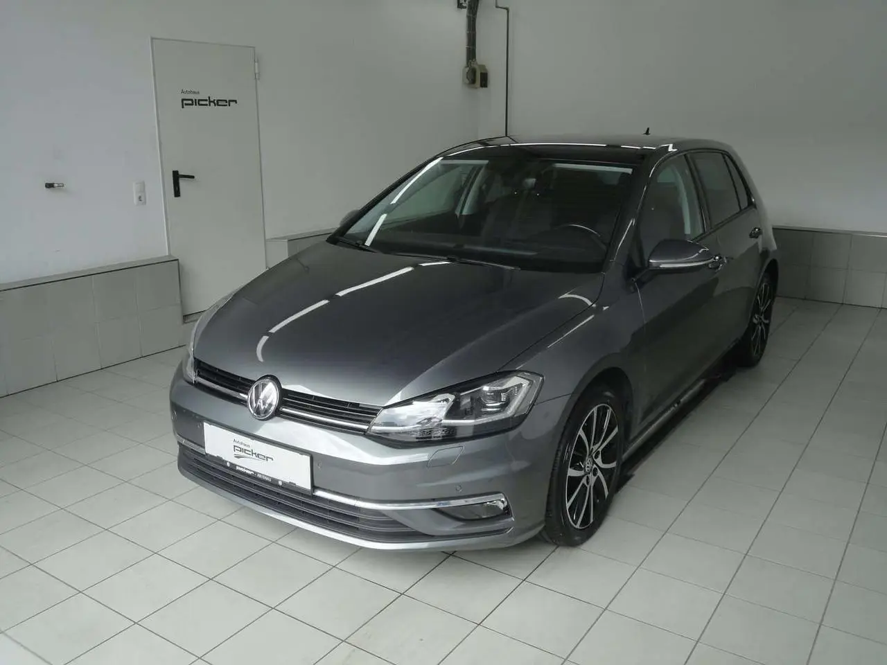 Photo 1 : Volkswagen Golf 2017 Diesel