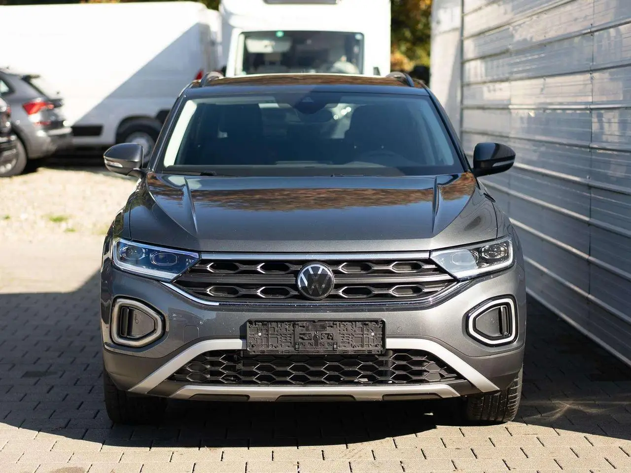 Photo 1 : Volkswagen T-roc 2024 Essence