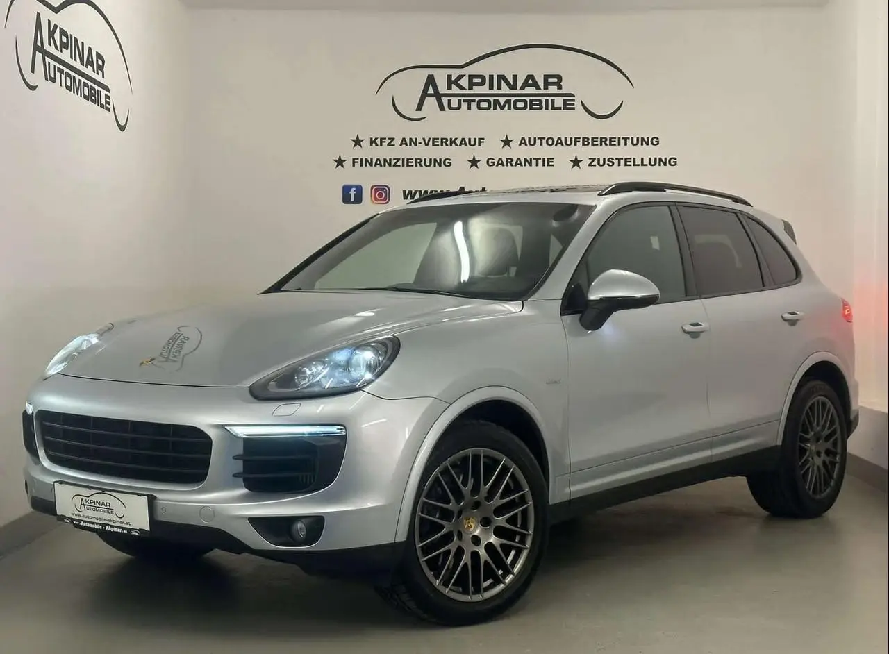 Photo 1 : Porsche Cayenne 2017 Diesel