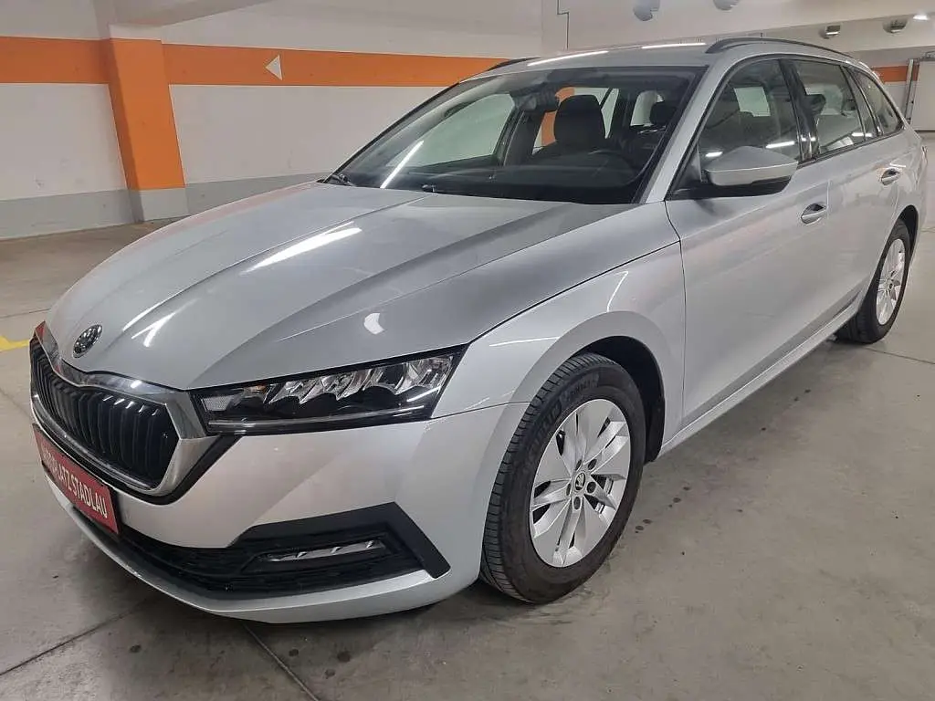 Photo 1 : Skoda Octavia 2021 Diesel