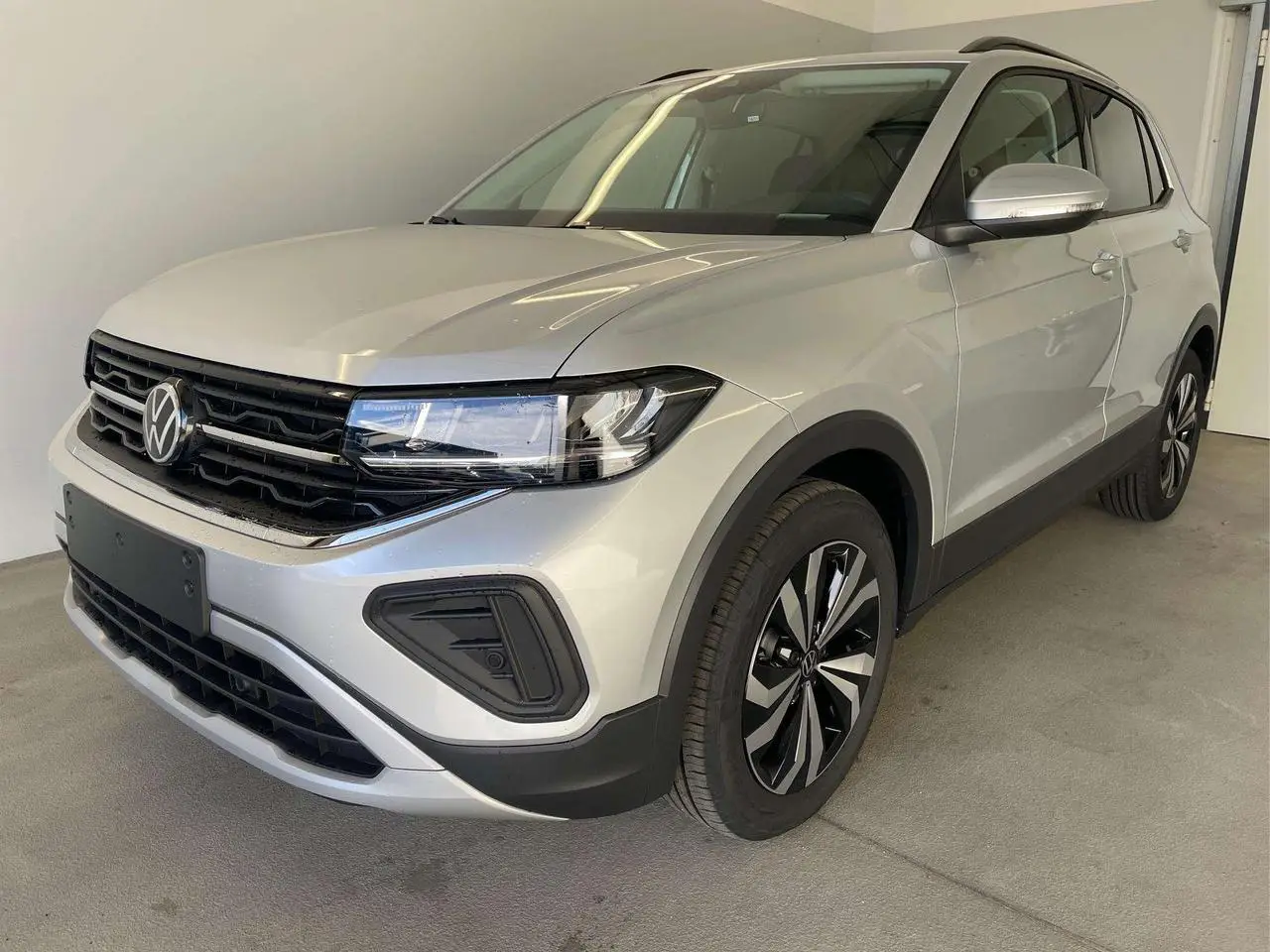 Photo 1 : Volkswagen T-cross 2024 Petrol