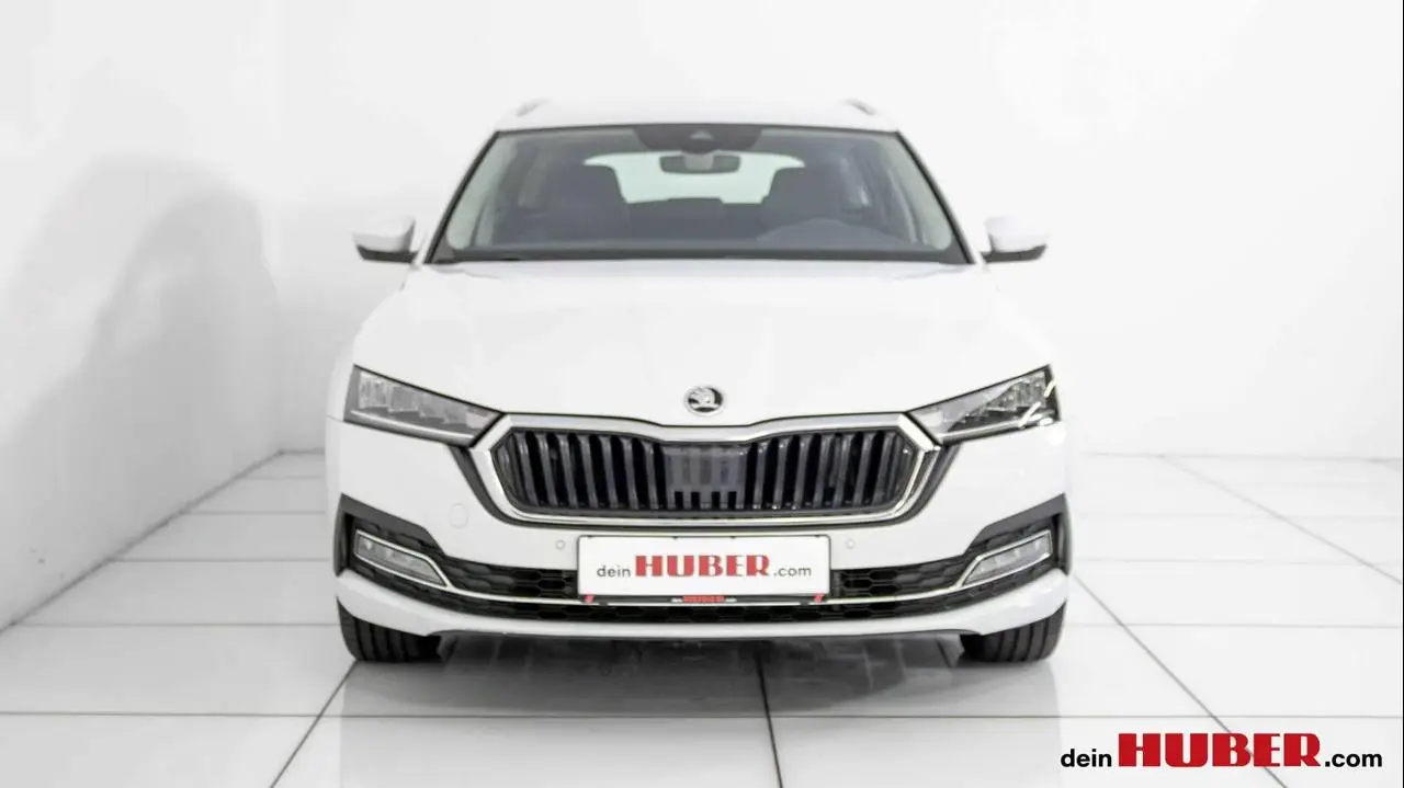 Photo 1 : Skoda Octavia 2023 Diesel