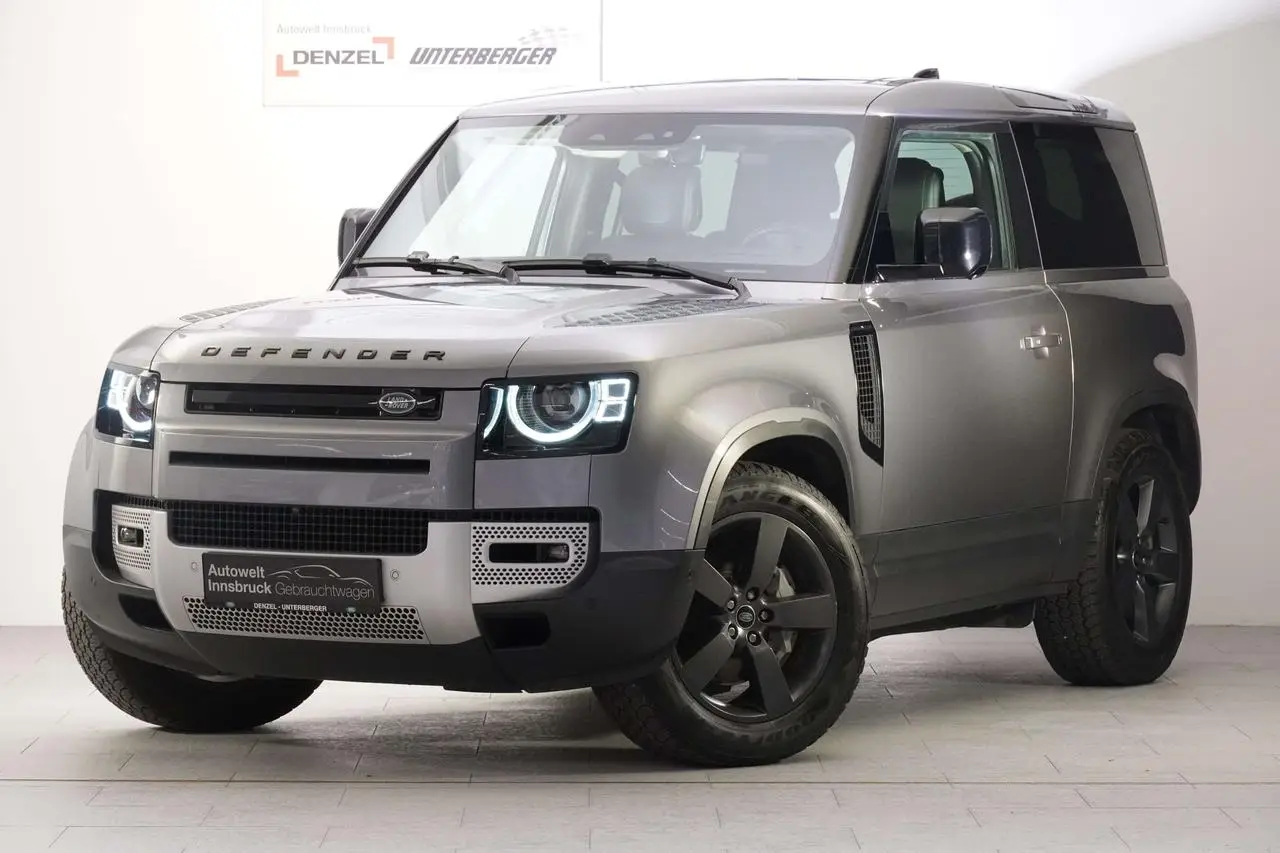 Photo 1 : Land Rover Defender 2021 Essence