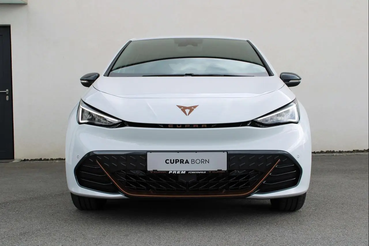 Photo 1 : Cupra Born 2023 Électrique