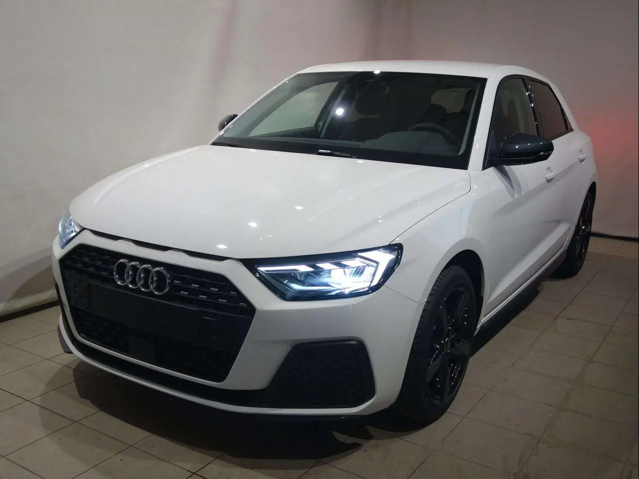 Photo 1 : Audi A1 2024 Petrol