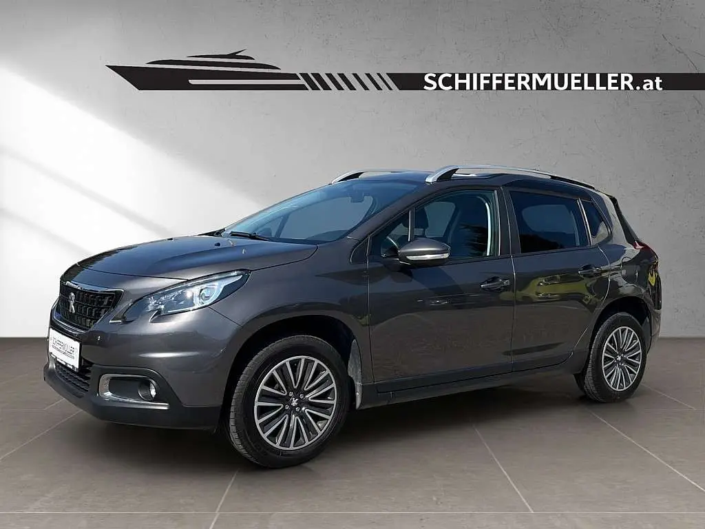 Photo 1 : Peugeot 2008 2019 Petrol