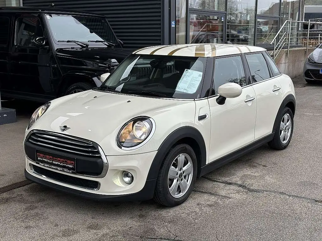 Photo 1 : Mini One 2020 Petrol