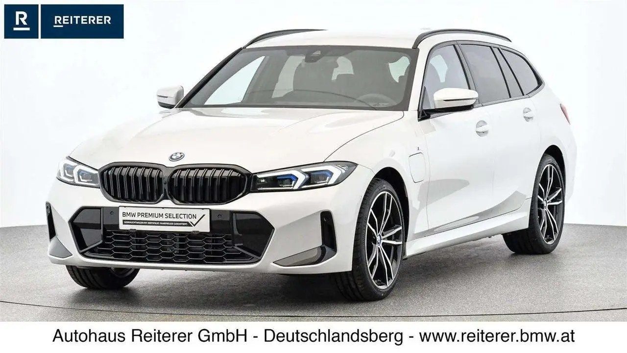 Photo 1 : Bmw Serie 3 2023 Hybrid