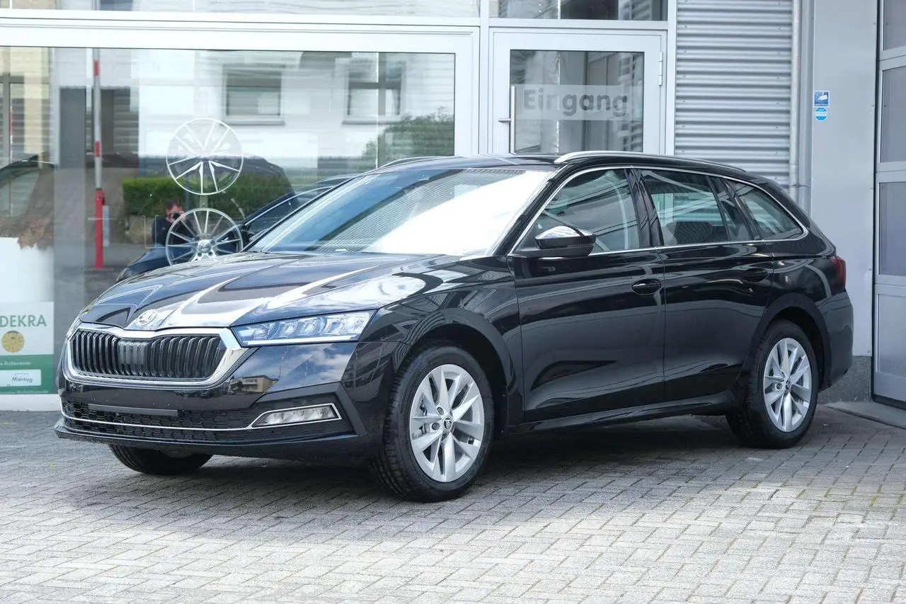 Photo 1 : Skoda Octavia 2024 Diesel