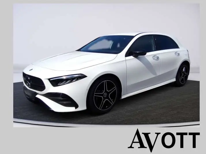 Photo 1 : Mercedes-benz Classe A 2023 Petrol