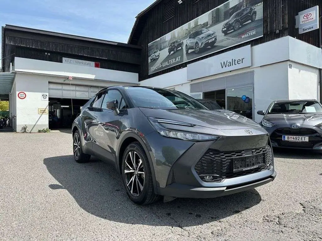 Photo 1 : Toyota C-hr 2024 Hybrid