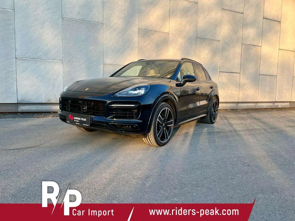 Photo 1 : Porsche Cayenne 2021 Hybrid