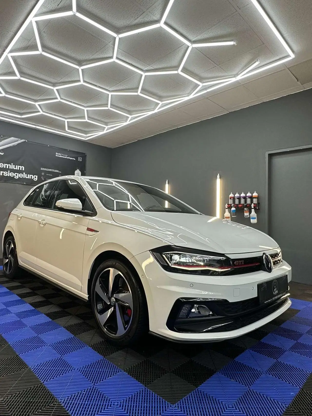 Photo 1 : Volkswagen Polo 2019 Petrol