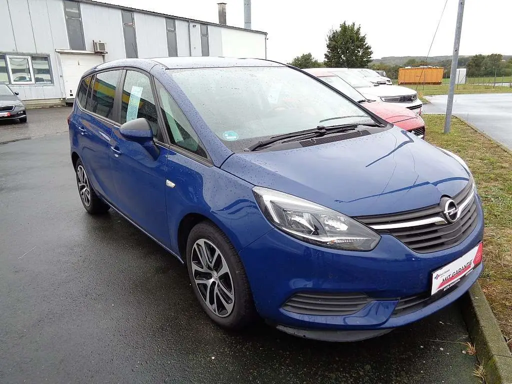 Photo 1 : Opel Zafira 2018 Diesel