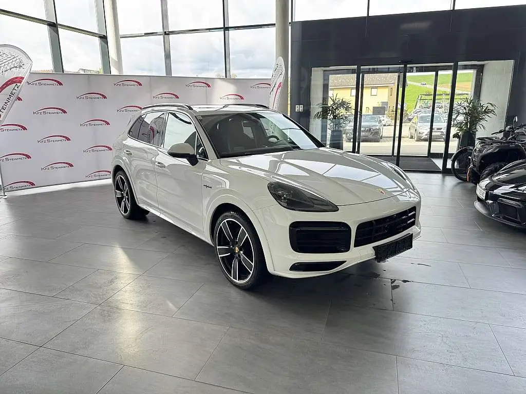 Photo 1 : Porsche Cayenne 2023 Hybride