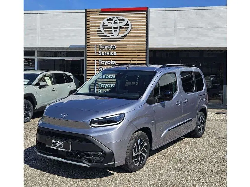 Photo 1 : Toyota Proace 2024 Diesel