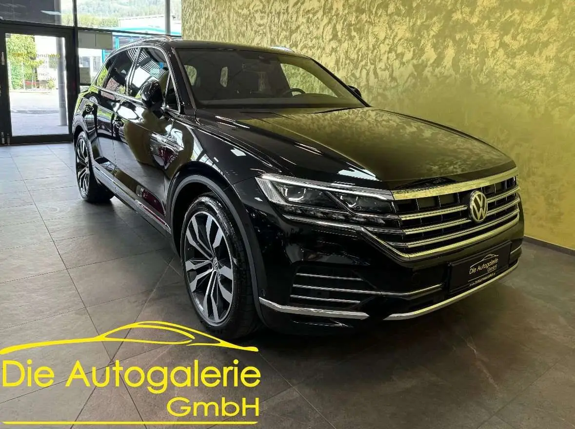 Photo 1 : Volkswagen Touareg 2018 Diesel