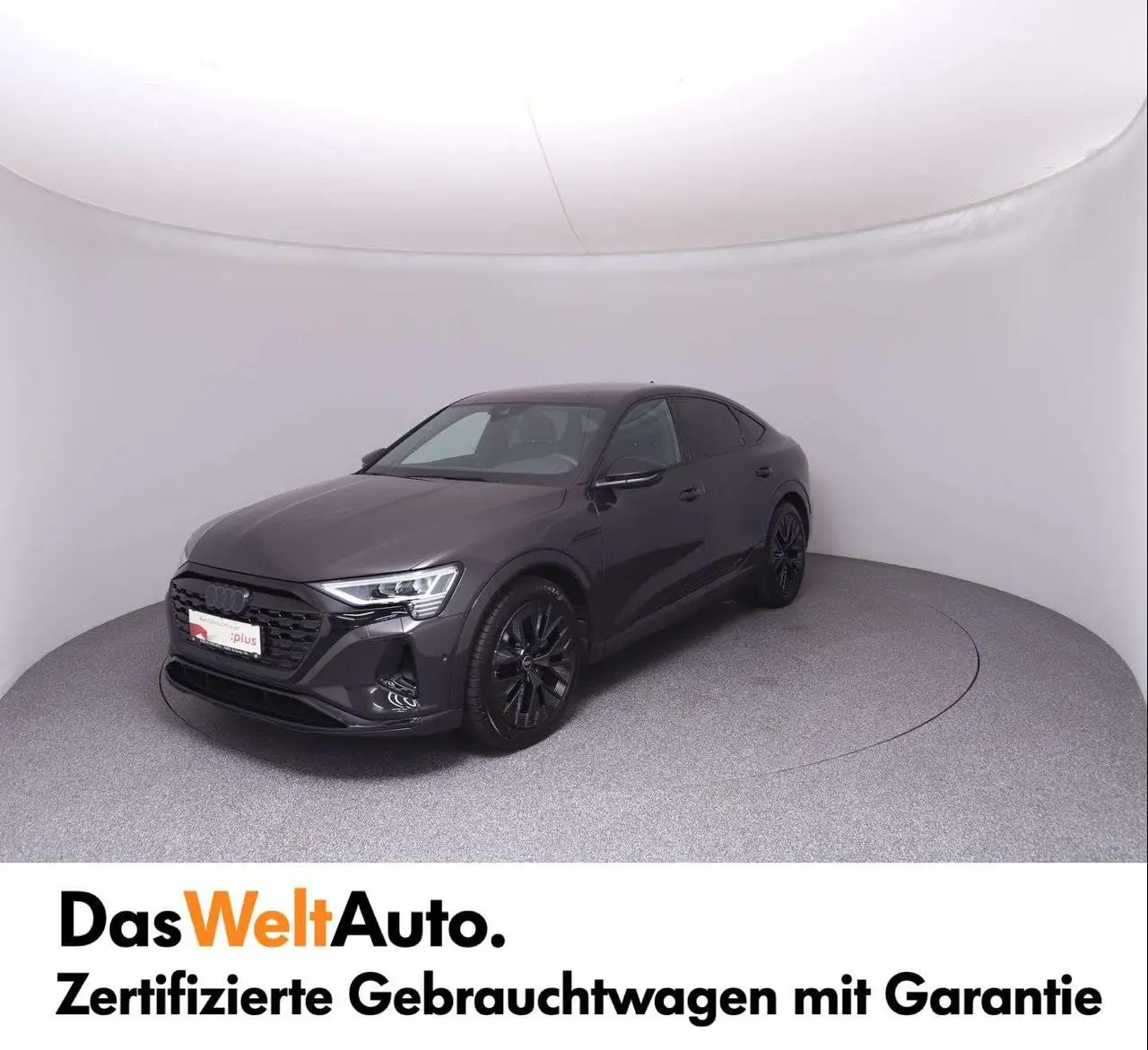 Photo 1 : Audi Q8 2024 Électrique