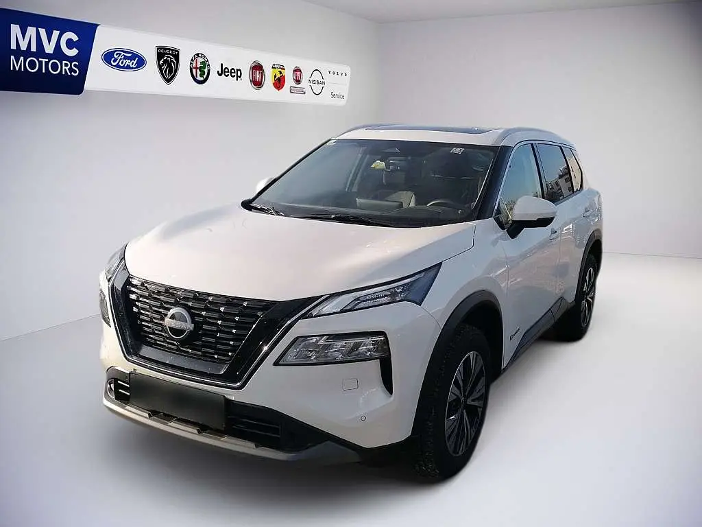 Photo 1 : Nissan X-trail 2023 Essence